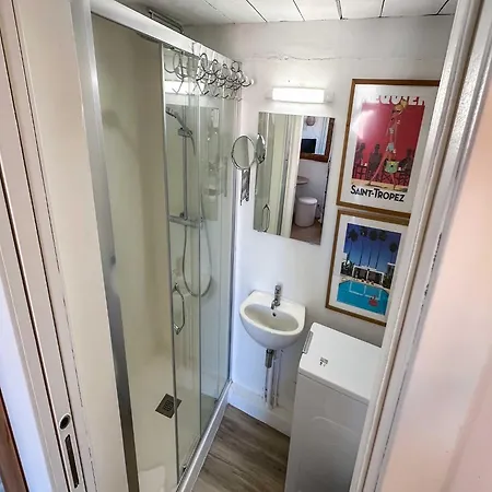 Cozy Studio- Mezzanine 2p- Port St-tropez Apartment